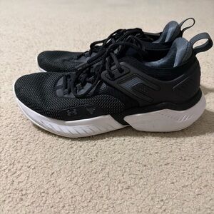 Under Armour Men’s 8.5 Women’s 10 Project Rock 5 Sneakers Shoes 3025435-003